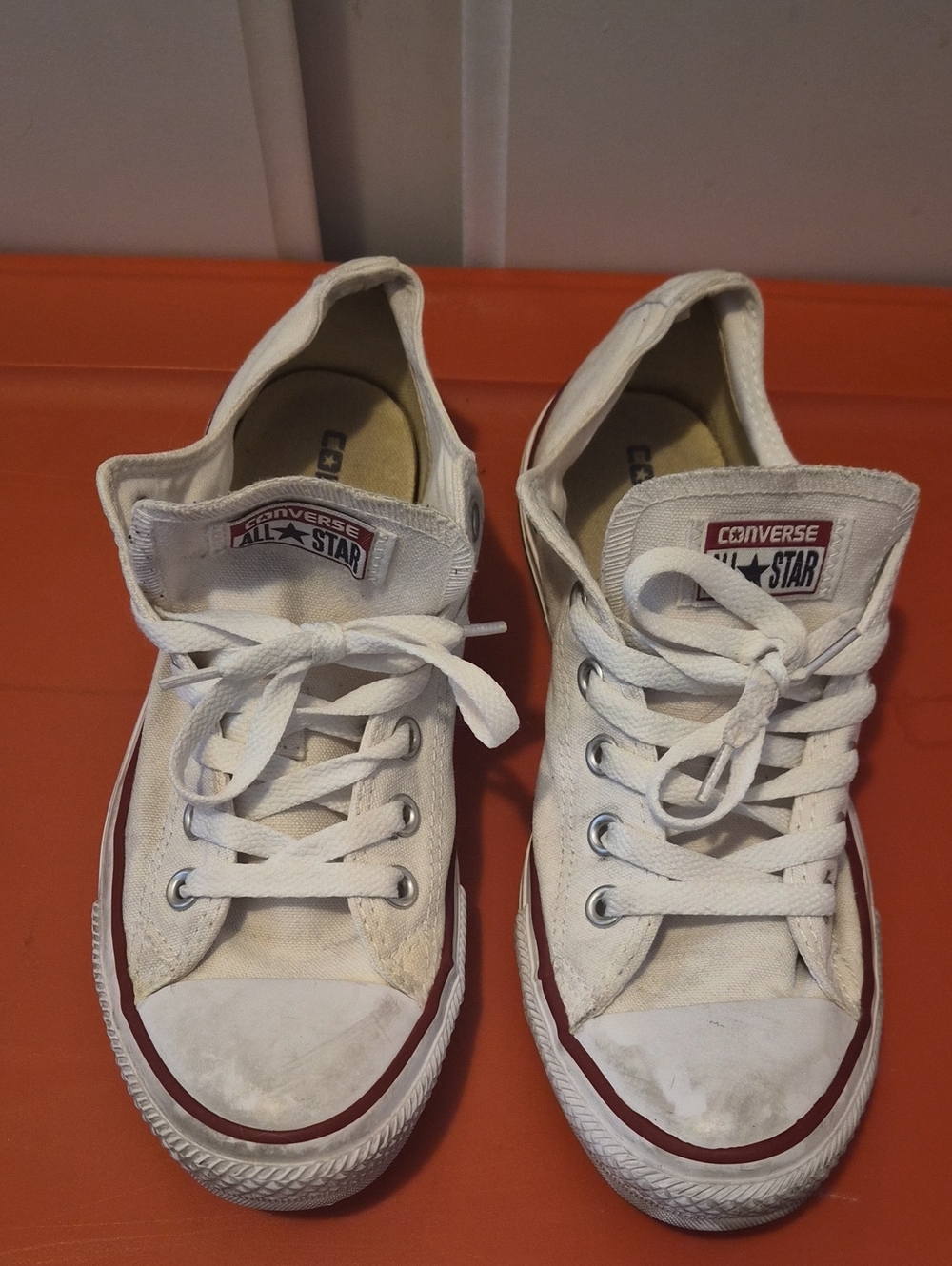 Converse Womans White Low-Top Canvas Sneakers with Red Trim